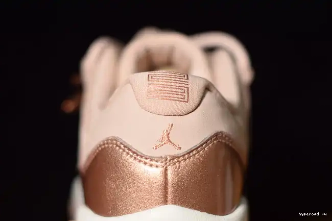 11 GS Rose Low Jordan Air Gold AH7860-105 0417